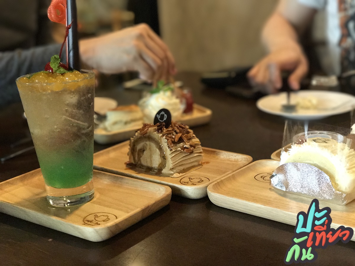 เค้กกาแฟ เค้กมะพร้าว กีวี่โซดา Cafe' inn factory