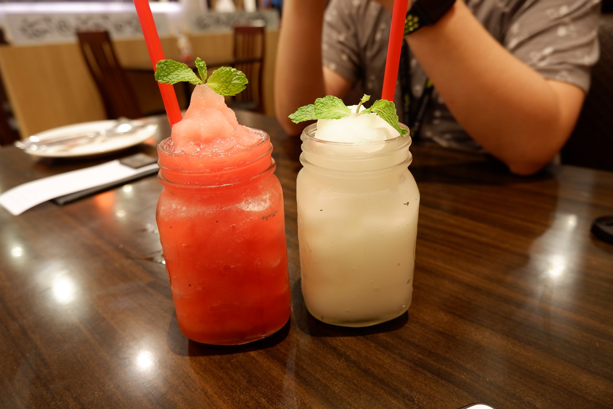 น้ำมะนาวปั่นและน้ำแตงโมปั่น ร้าน Jeffer