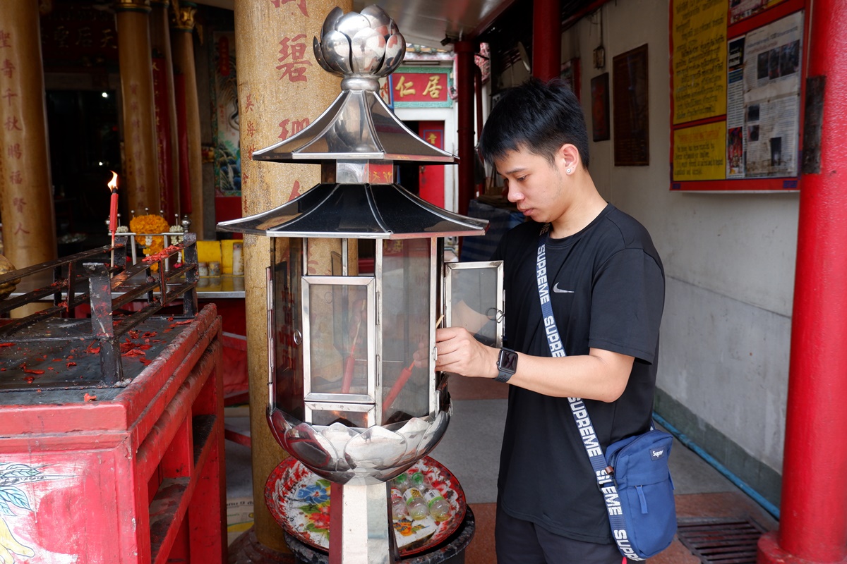 ขั้นตอนที่ 1 ศาลเจ้าแม่ทับทิม