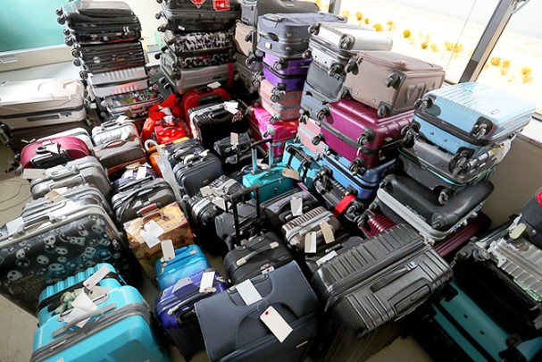 สนามบินคันไซแจกของที่ระลึก หวังลดนักท่องเที่ยวทิ้งกระเป๋าเดินทางเรี่ยราด