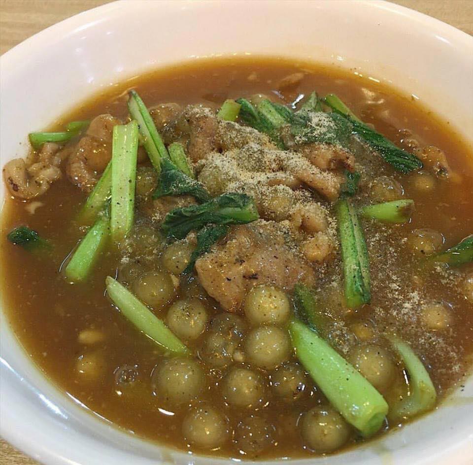 ราดหน้าไข่มุก