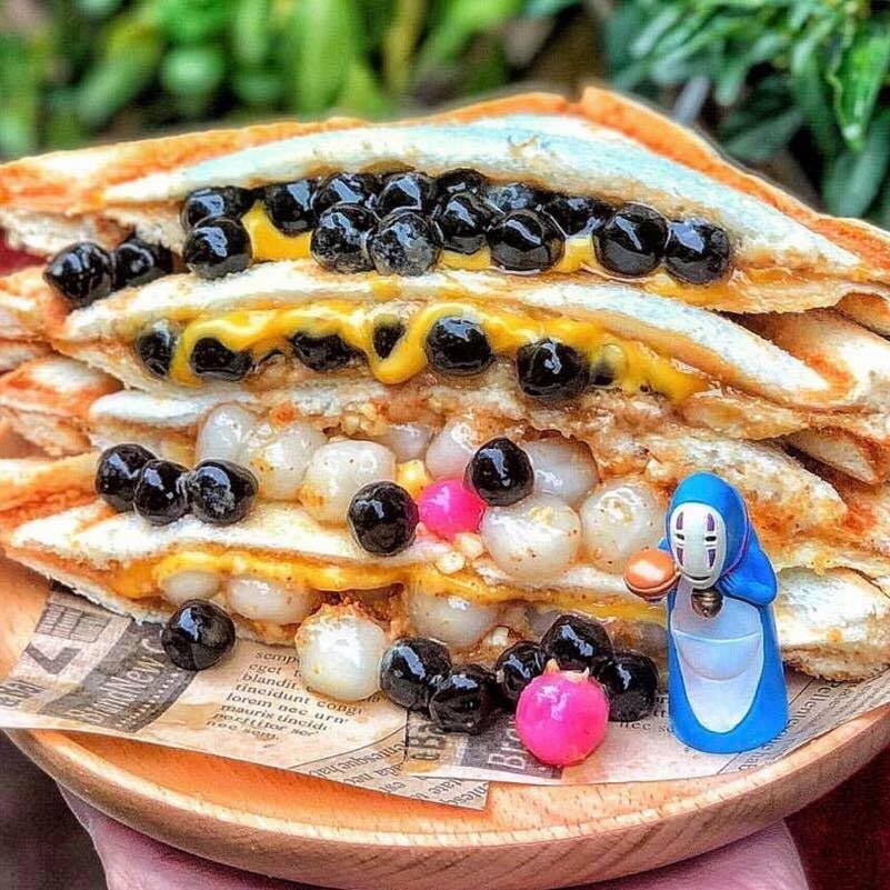 ขนมปังไส้ไข่มุก