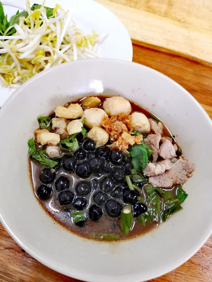 ไข่มุกน้ำตก