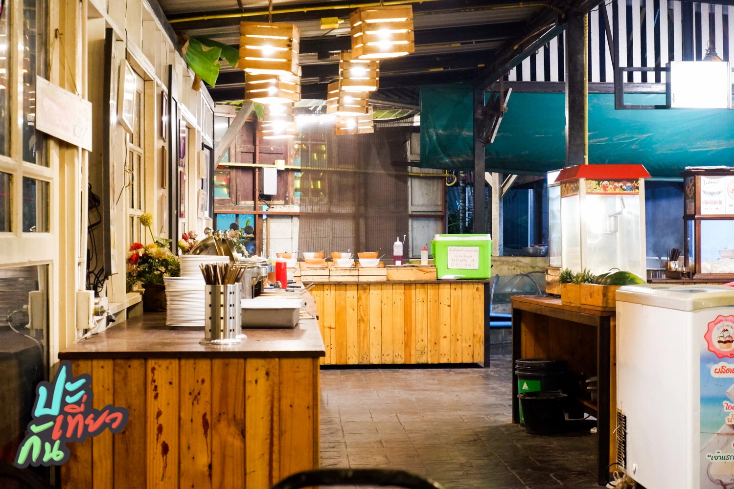 โซนอาหาร ร้านอำพรซีฟู๊ด บุฟเฟต์