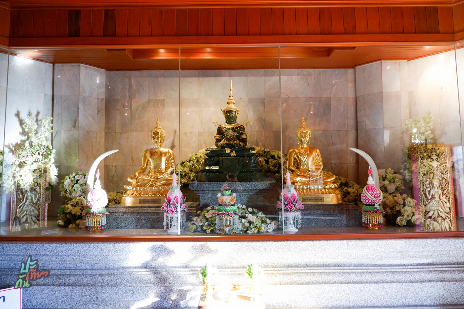 พระพุทธชินราชจำลอง,พระพุทธมหามณีศรีรัตน์อุดมญาณโมลี(พระแก้วมรกตจำลอง),พระพุทธสิหิงค์จำลอง
