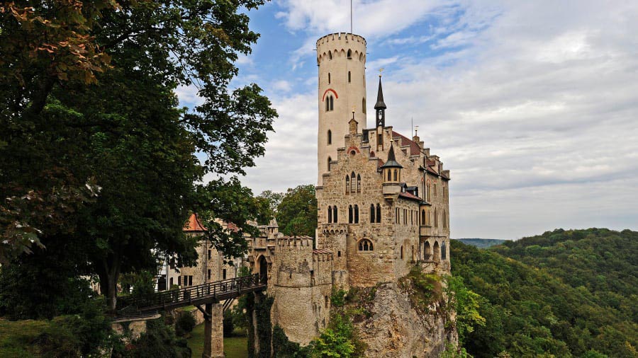 ปราสาทลิกเตนสไตน์ (Lichtenstein Castle)
