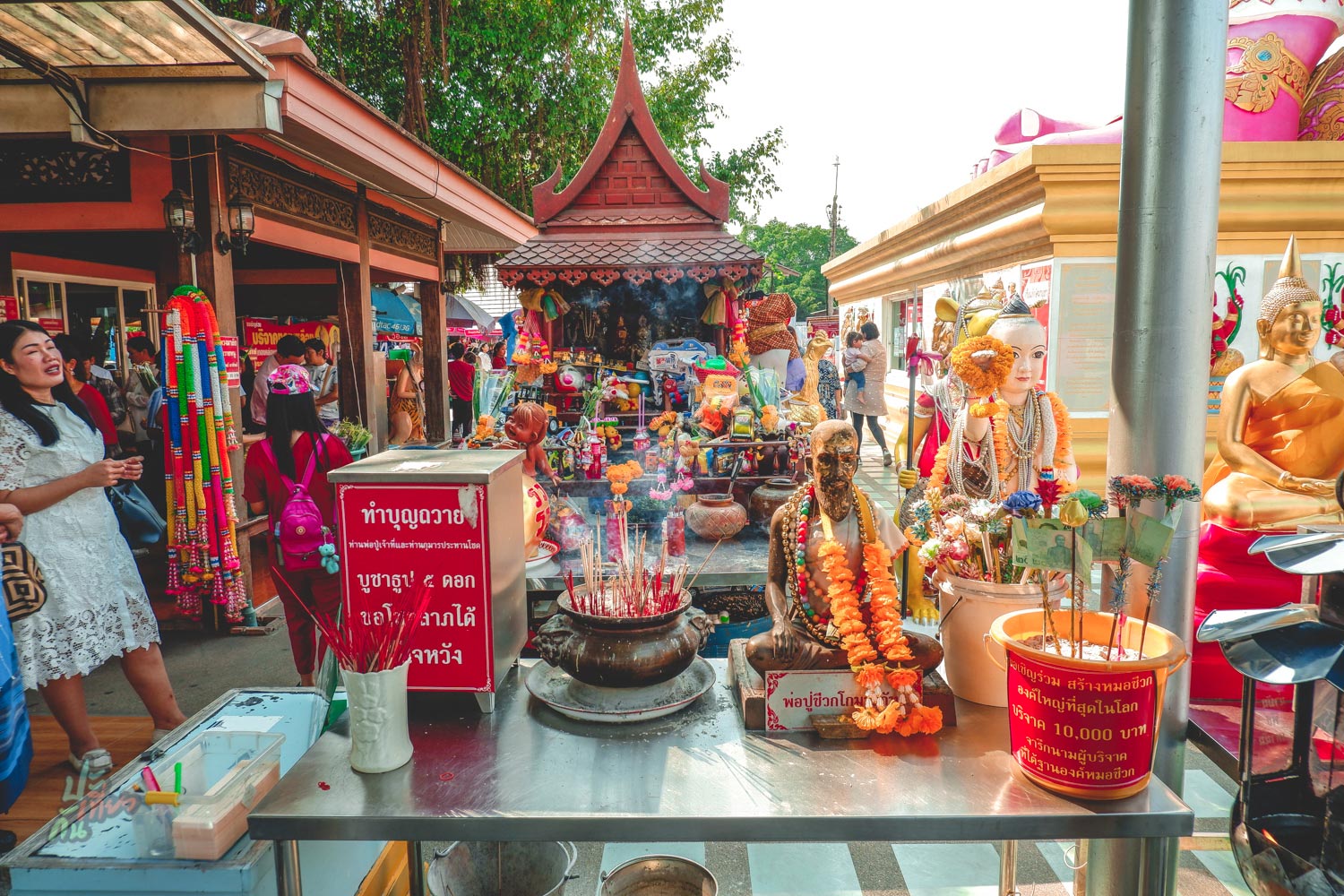 หลวงปู่ชีวกโกมารภัจจ์