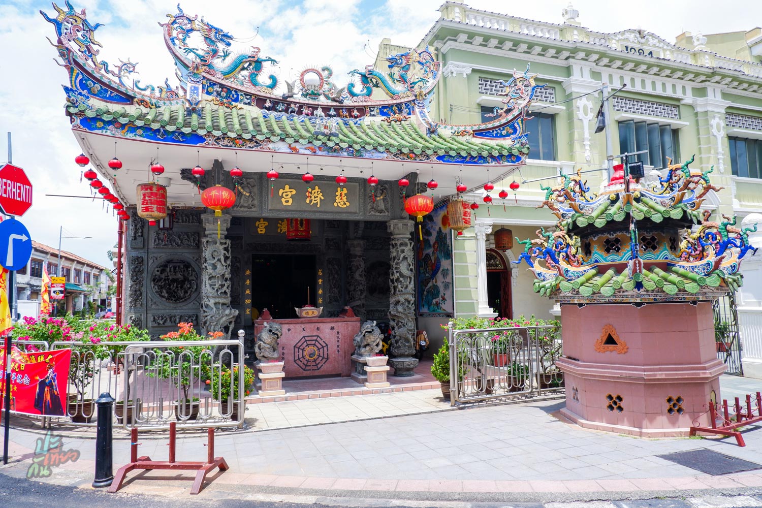 วัดแย็บ (Yap Temple)